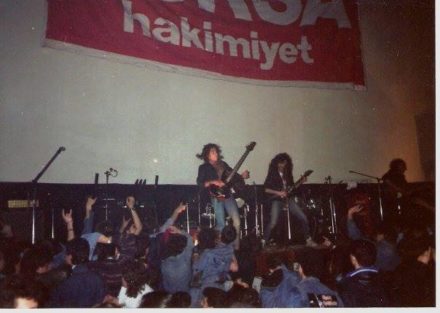 1990-03-31 Pentagram