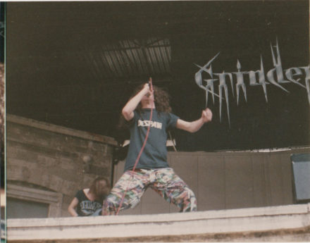 1990-05-12 Grinder (2) (Ahmet Selecik)