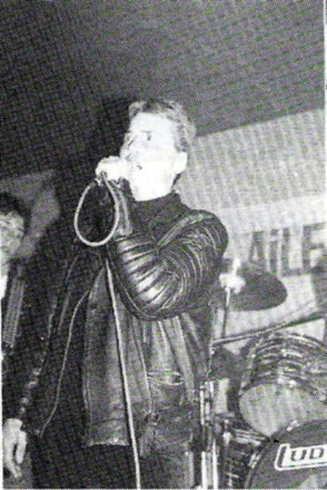 1992-02-02 Sawdust